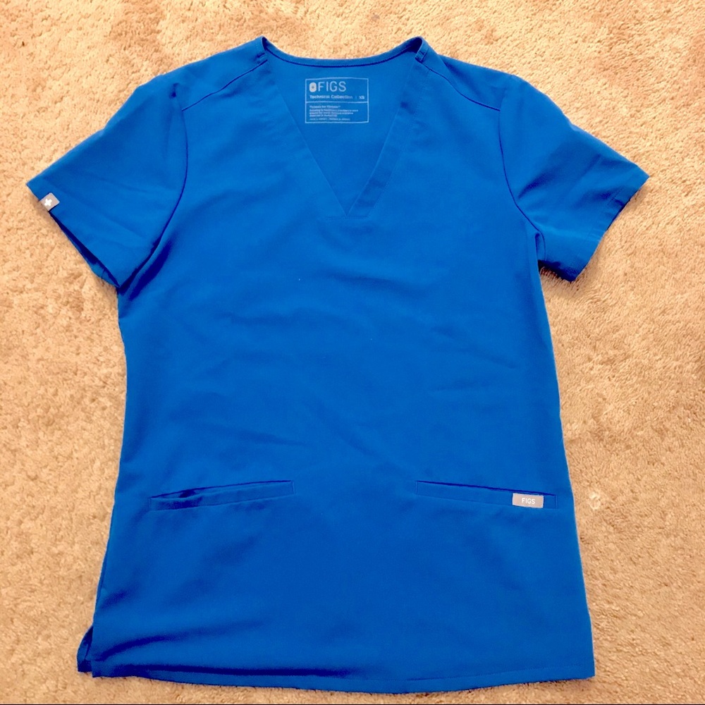 Figs Casma top in Royal Blue